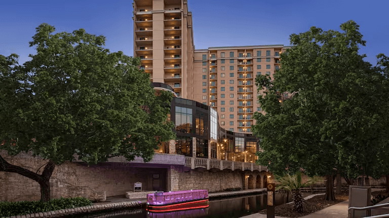 Embassy Suites Riverwalk